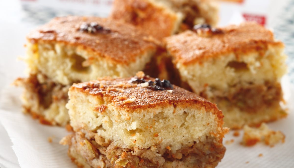 Recette gâteaux aux pommes et noix - Marie Claire