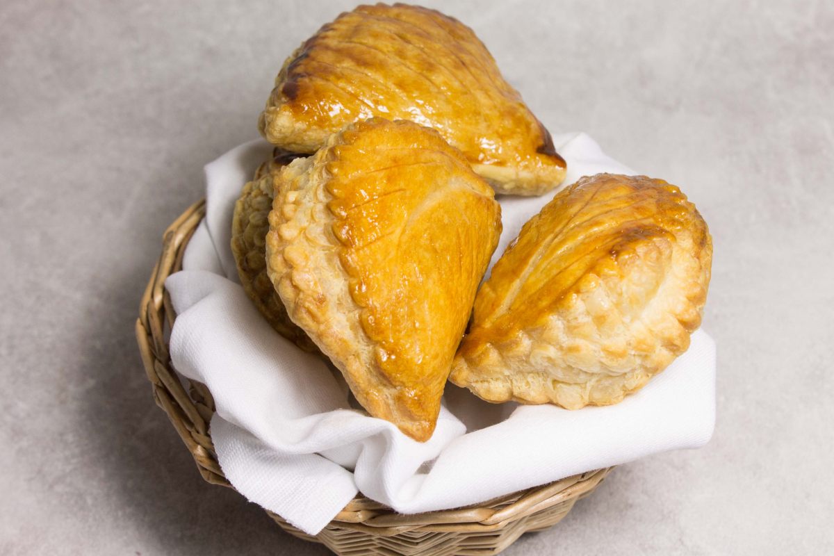 Chaussons aux pommes par l'École de Cuisine Alain Ducasse