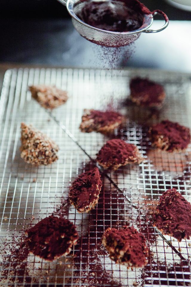 J'en reste baba: Truffes au chocolat noir de Christophe Michalak