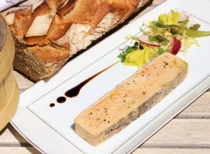 recette de terrine de volaille, foie gras et pickles