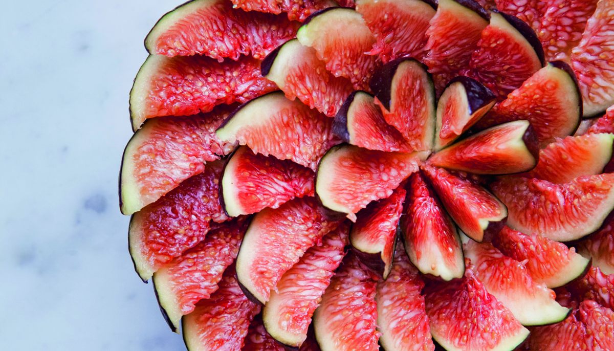 Recette de Rose en pâte d'amande par Georges Tumay - Académie du Goût