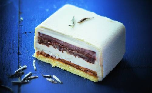 Cylan Gateau Cremeux Au Chocolat Blanc Et The Au Jasmin De Philippe Conticini